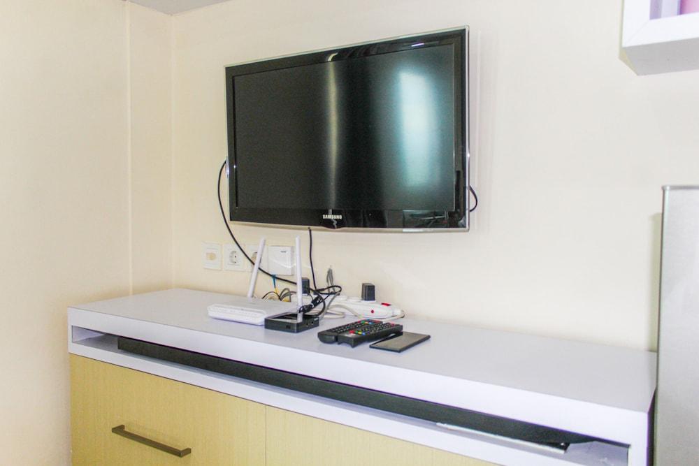 Modern Studio Apartment at B Residence