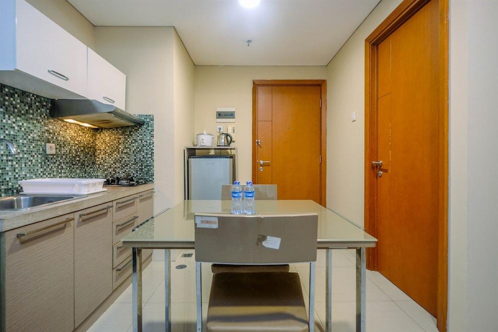 Cozy Stay 2BR Apartment Woodland Park Residence