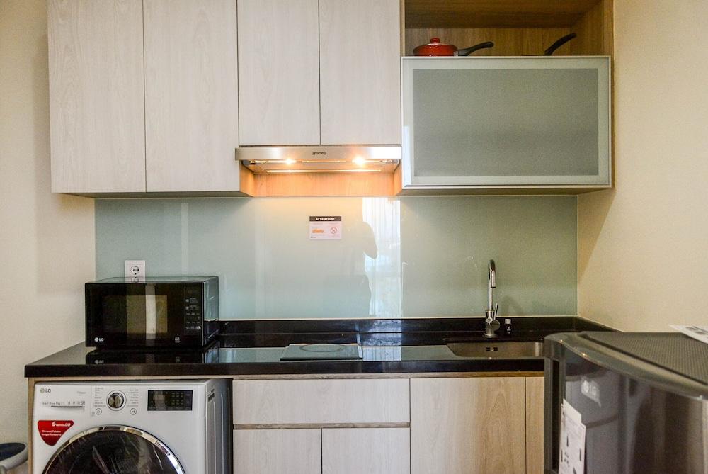 Great Location Studio at Menteng Park Apartment