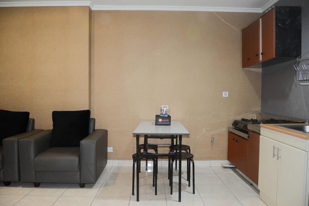 Simple and Comfortable 2BR at City Home MOI Apartment