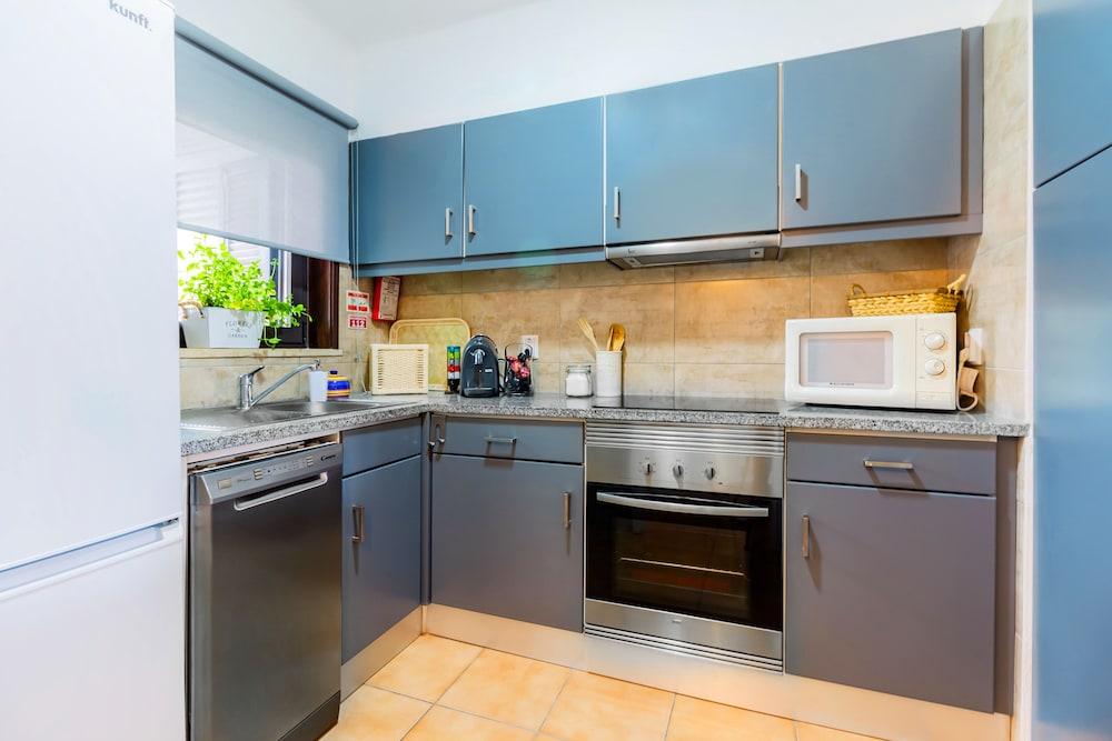 Albufeira Family Oasis with Pool