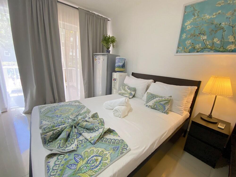 DELUXE STUDIOS playa LOS CORALES