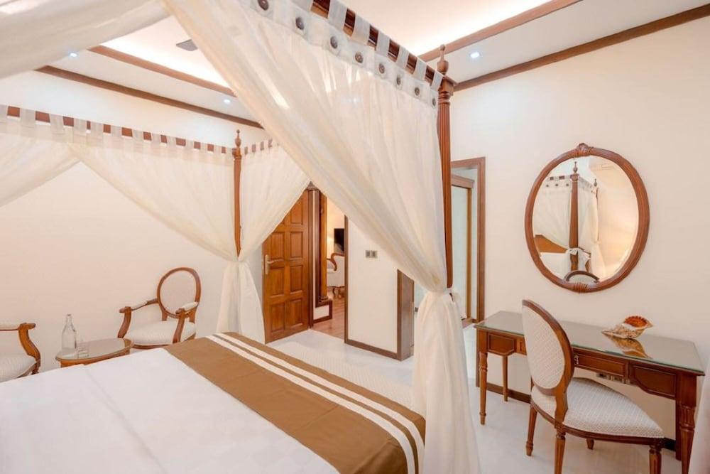 Alafehi Retreat Luxury Villas with Pool Access