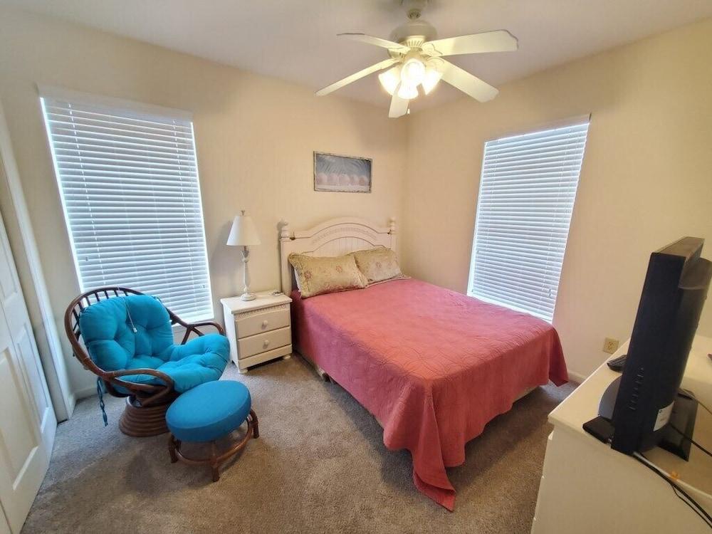 Seaside at Anastasia 306