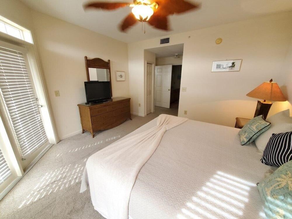 Seaside at Anastasia 306