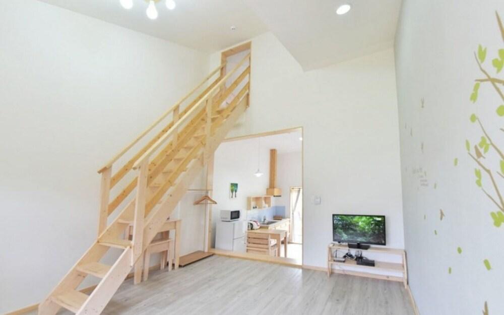 Jeongseon Cloud Ladder Pension