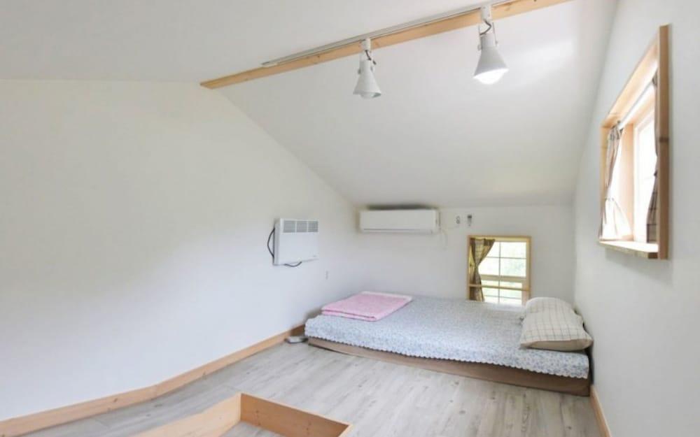 Jeongseon Cloud Ladder Pension