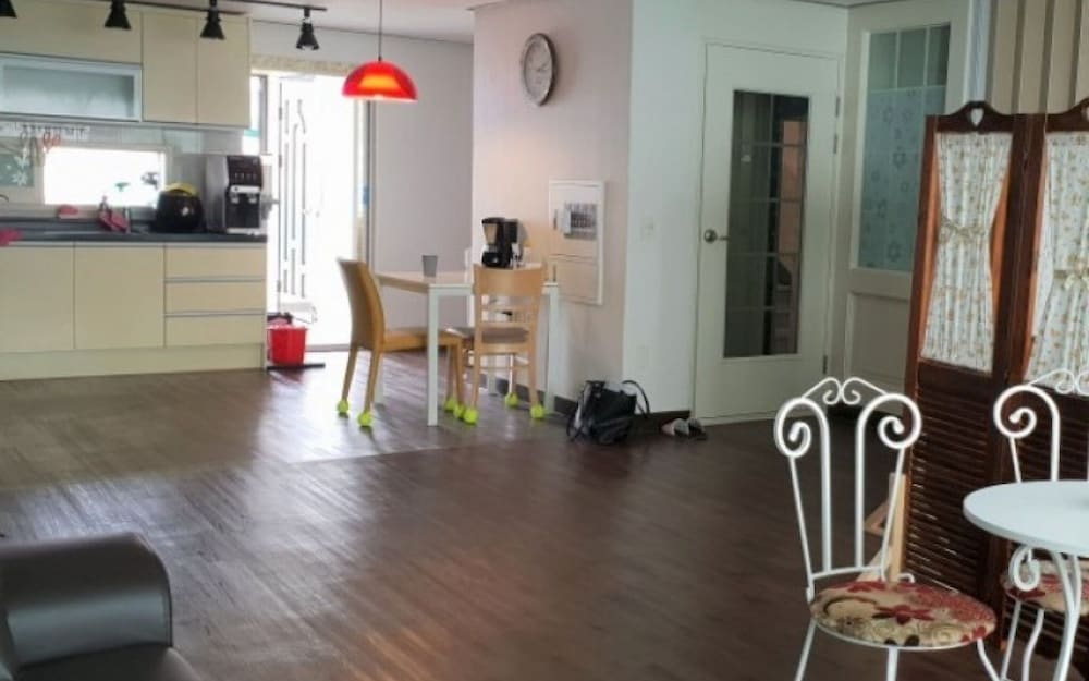 Busan Haeundae Podo Pension