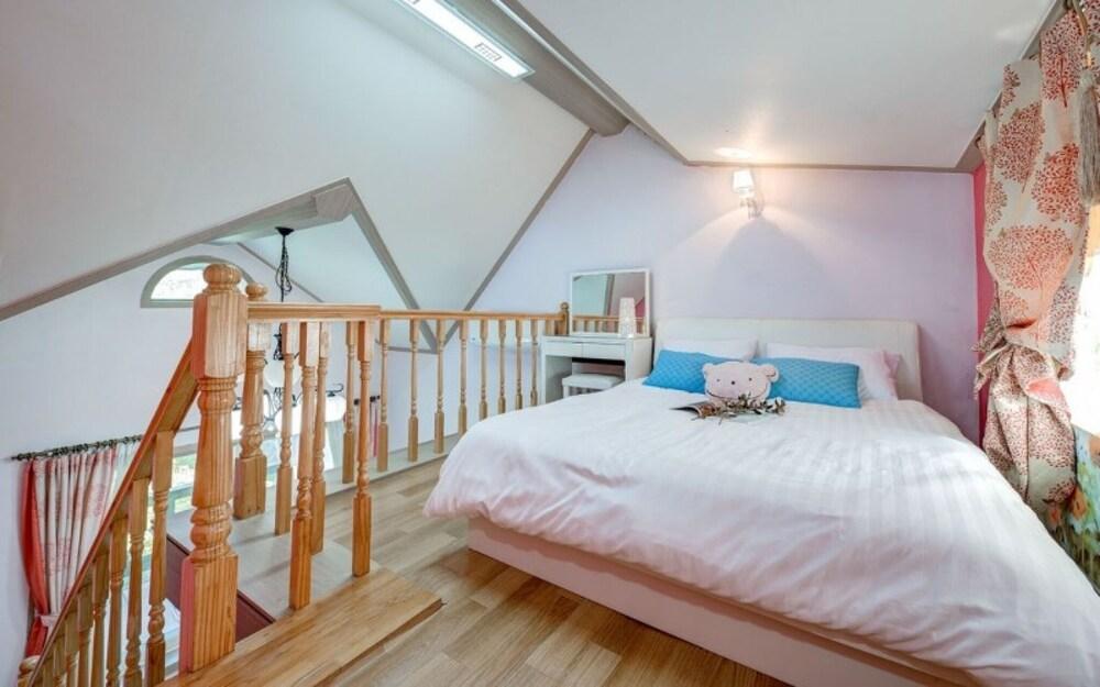 Gapyeong Blueberry Hill Pension