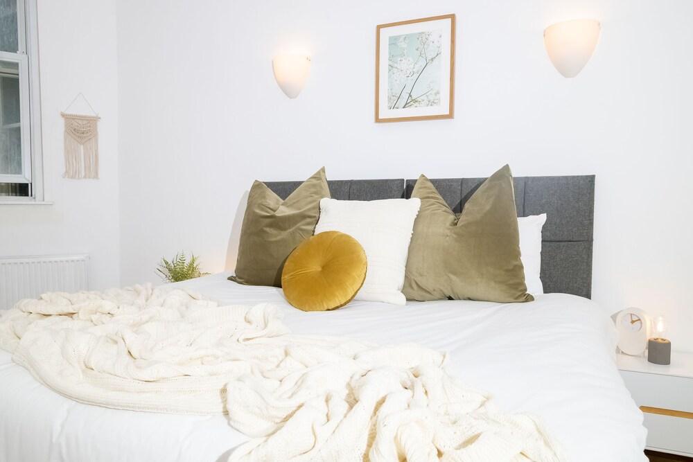 Shoreditch Apartments by Opulent