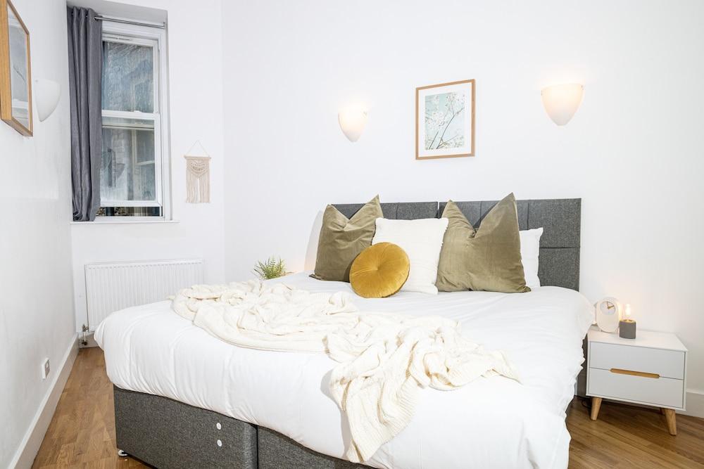 Shoreditch Apartments by Opulent