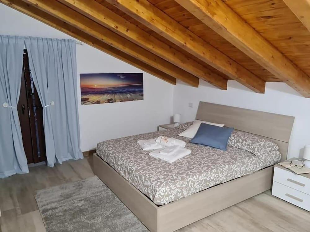 Room-b&b Villa Chiara Trappitello-taormi