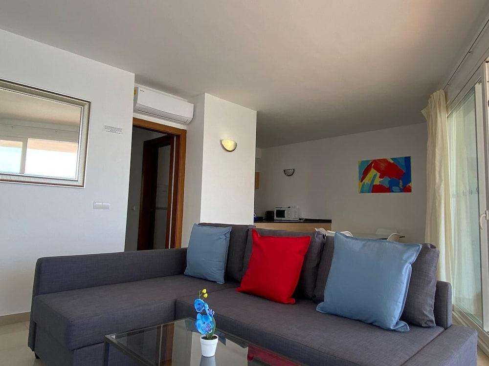 Alexander Apartments Ibiza - Kanya