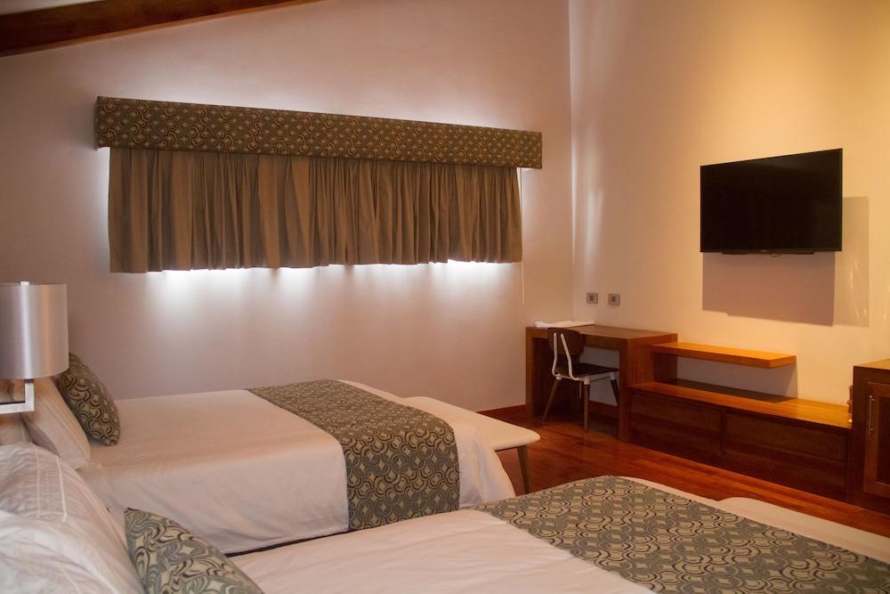 Los Brezos Boutique Hotel