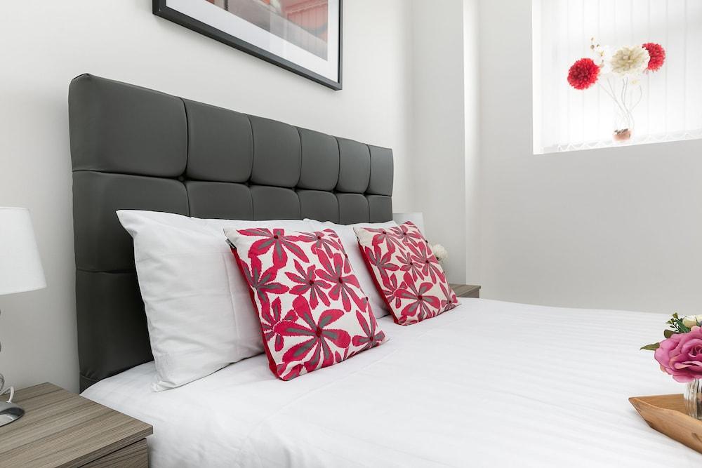 KVM - City Apartment 9