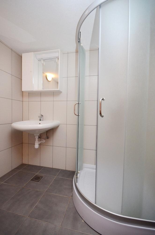 A6 - apt With 2 Balconies, 5 min Walking to Beach