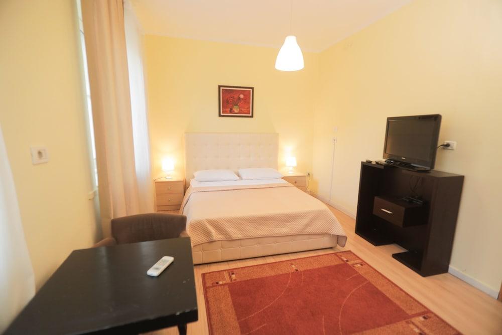 Artistic Tirana Blloku