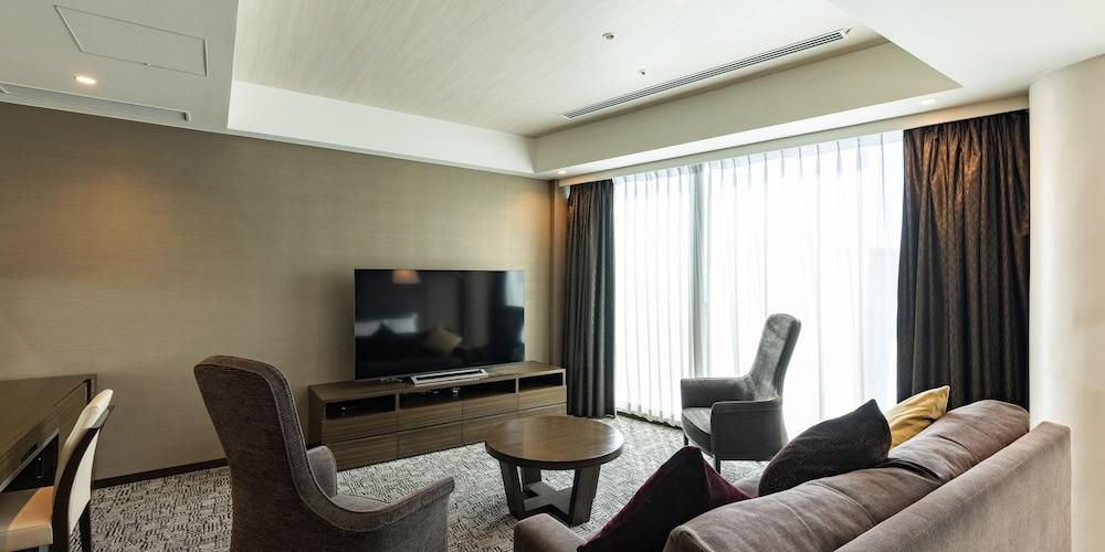 Tenza Hotel at Hakata Station