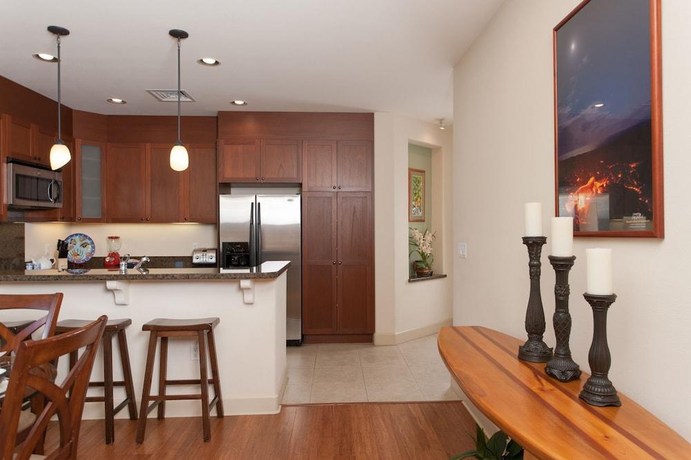 Halii Kai 3d 2 Bedroom Condo by Redawning