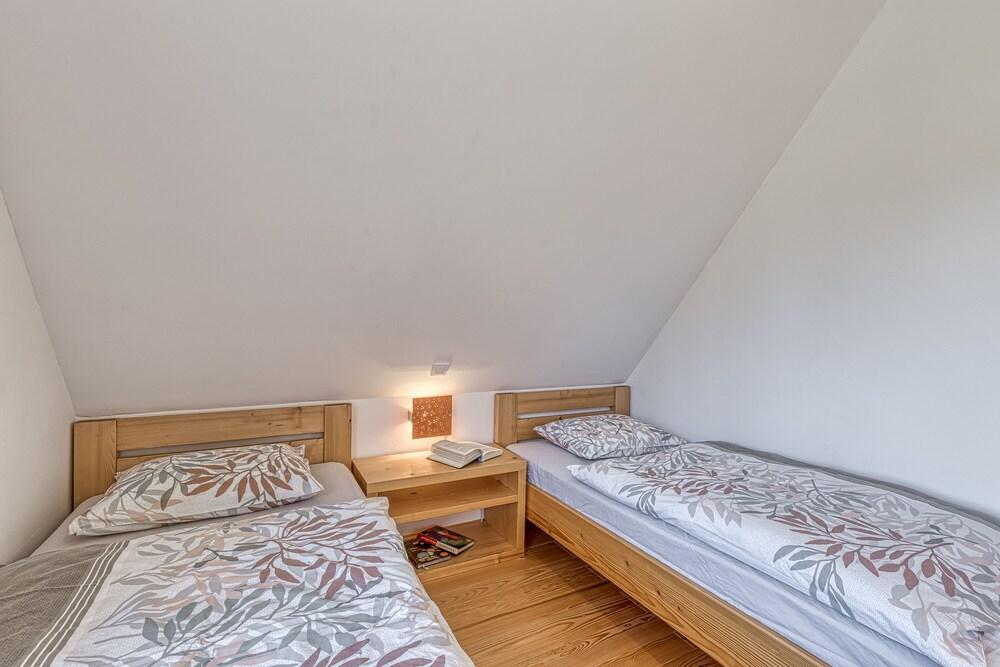 House On The Hill Wellness Chalet