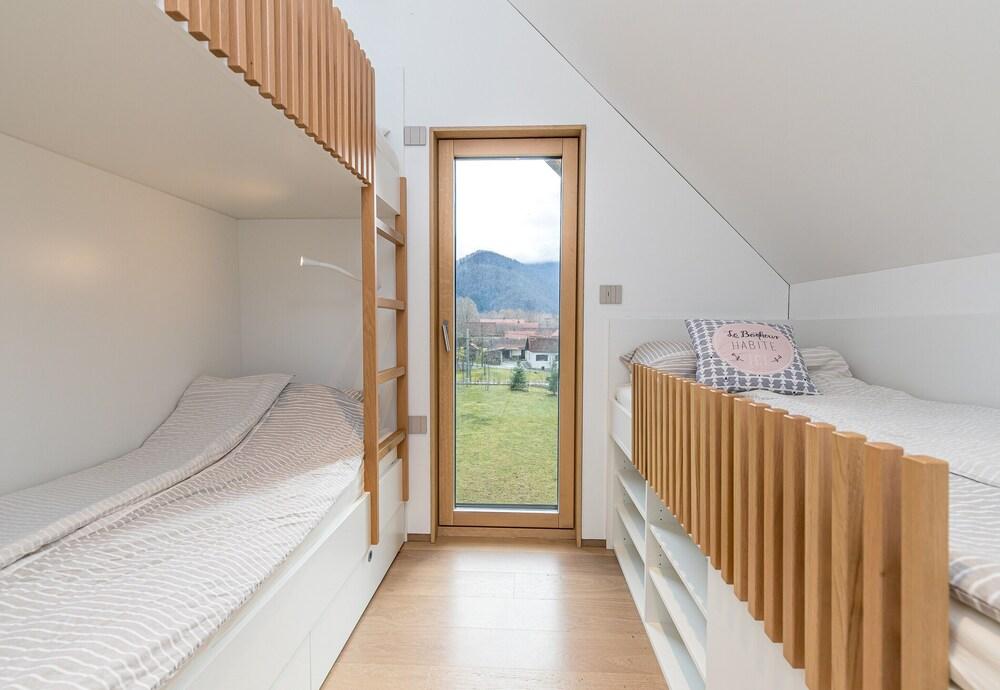 Child Friendly Chalet Bale-bale