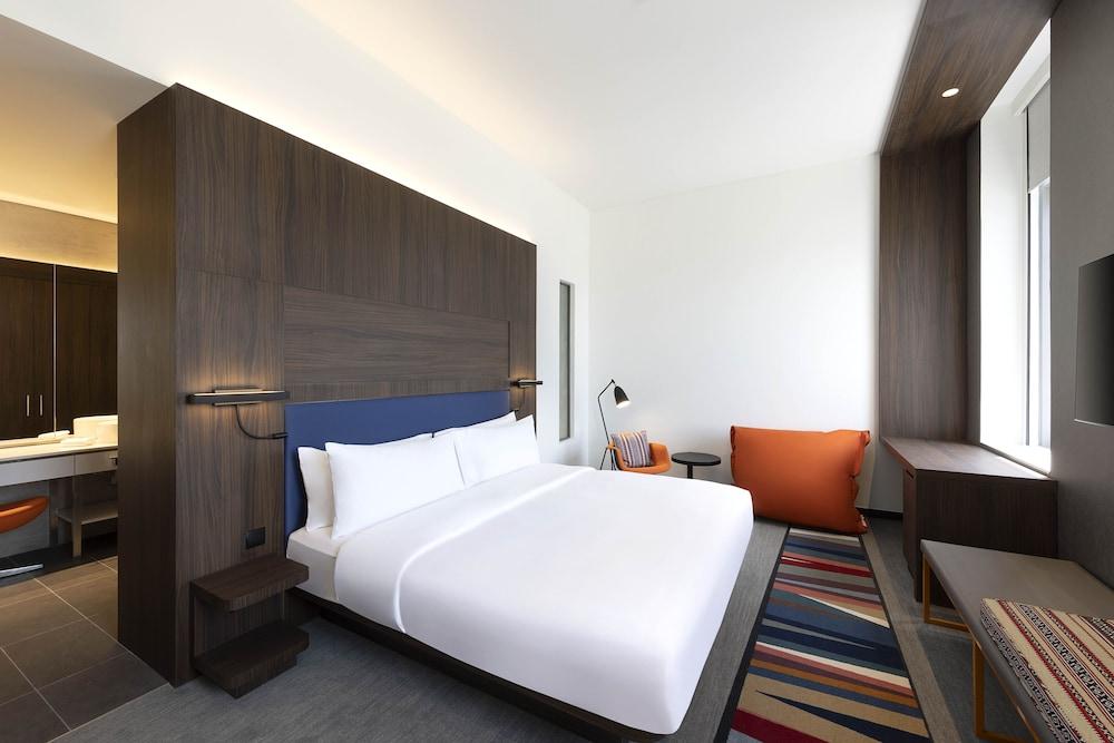 Aloft Dubai Airport