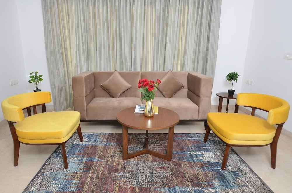 Spree Resort at Century Wintersun