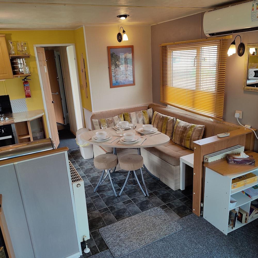 2-bed Caravan at Billing Aquadrome Northampton