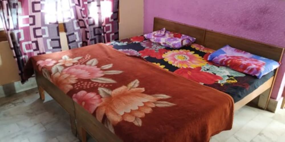 Goroomgo Gayatri Guest House Haridwar
