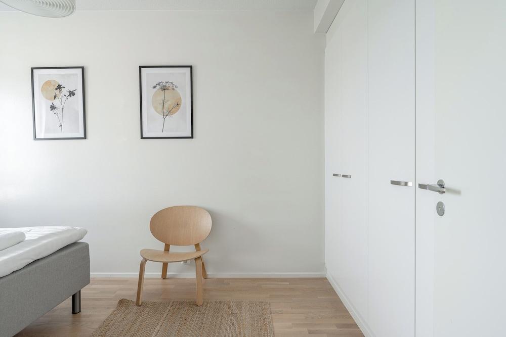 Stunning Views 1BR Home with Sauna and Balcony