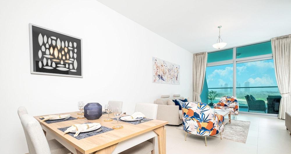 LUX - Opulent Island Suite 6