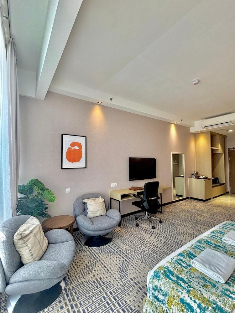 D Elegance Grand Bandar Seri Alam