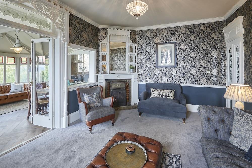 The Spa Chalet - Sea Views Pool Spa Gym