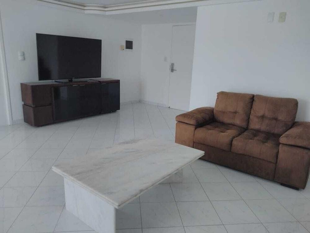 Maria Farinha Praia Hotel