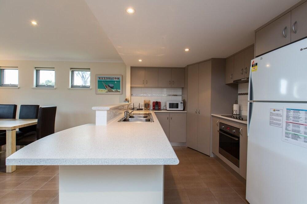 Oceanside - U61 at Cape View Resort