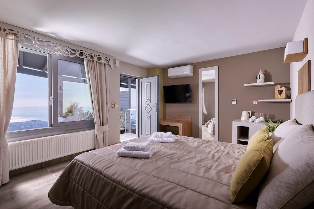 Seli Sea View Apartments and Studios