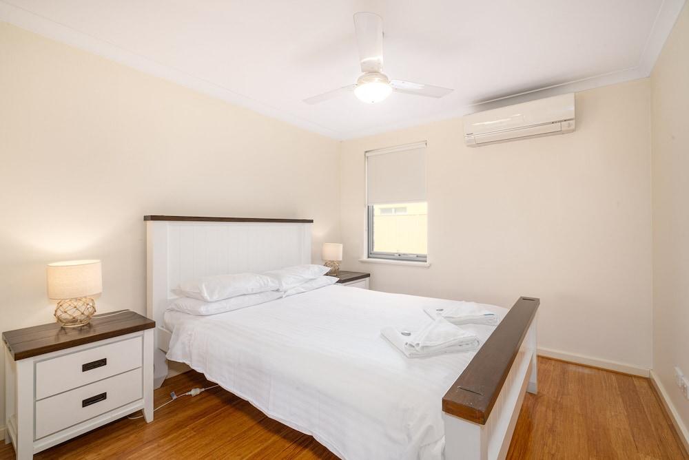 Maggies Beach House - U56 Cape View