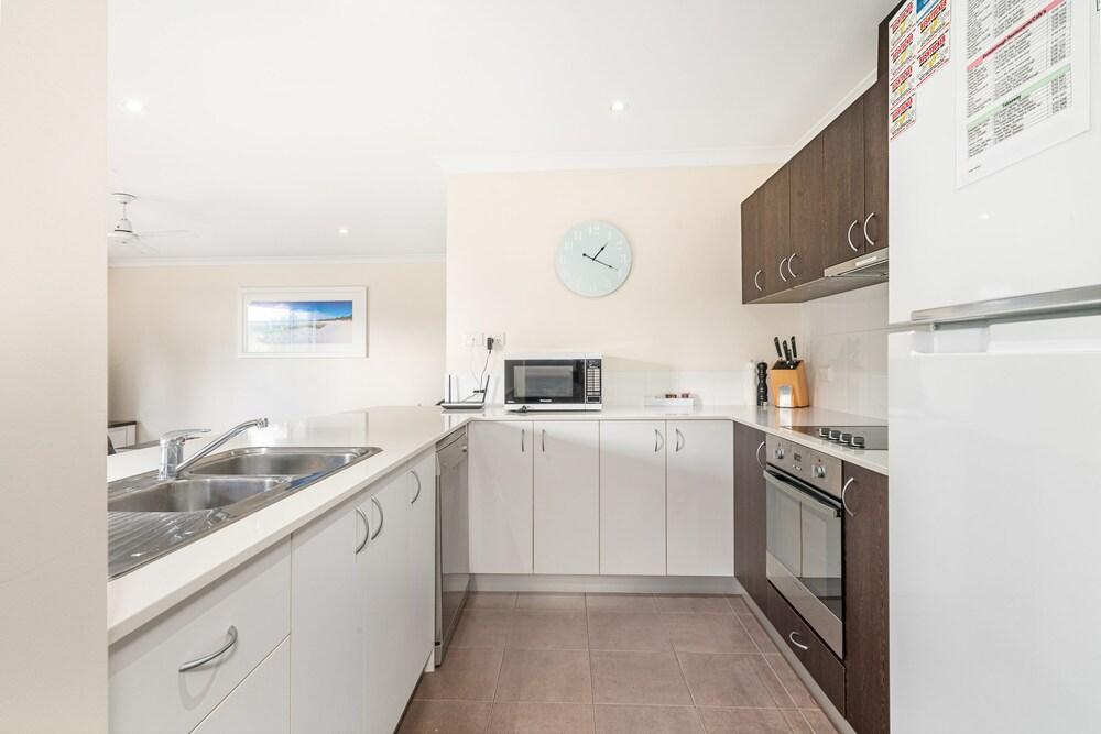 Maggies Beach House - U56 Cape View