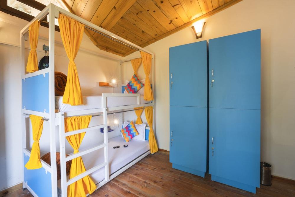 goSTOPS Mukteshwar - Hostel