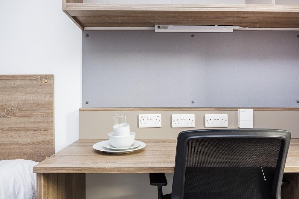 En Suite Rooms CARDIFF