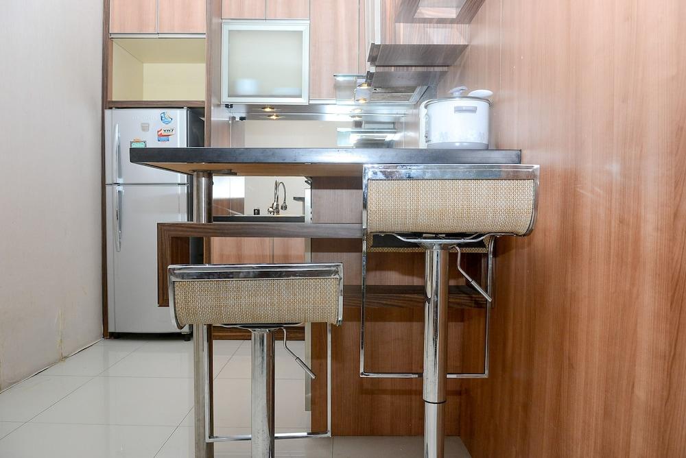 Comfy 2BR at Tamansari Semanggi Apartment