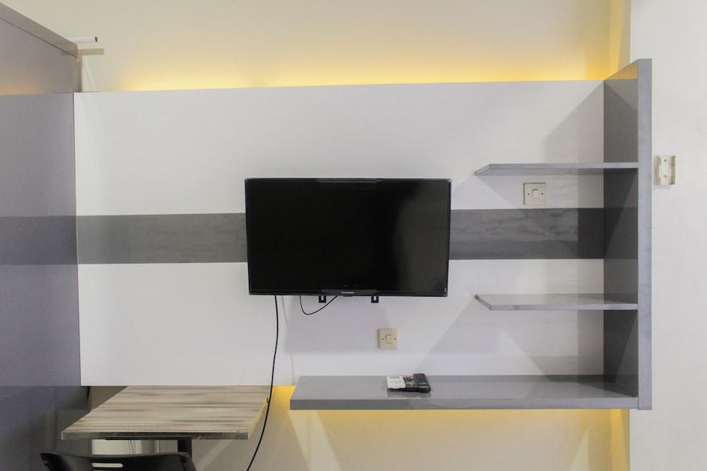 Nice and Cozy Studio City Park Apartment