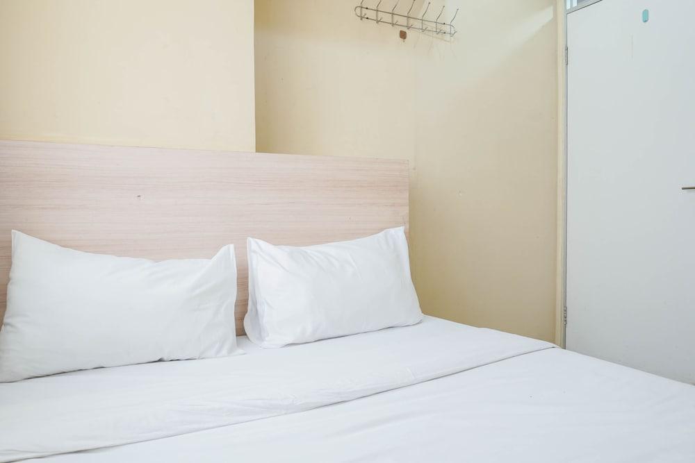 Comfy and Strategic 2BR at Menteng Square Apartment