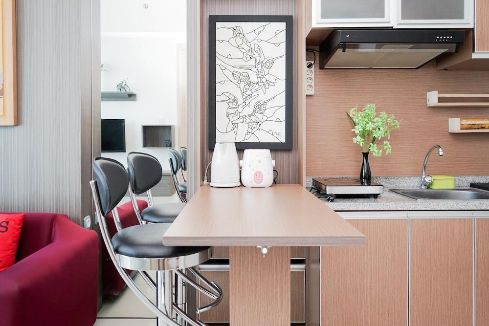 Nice and New 1BR Apartment at Tree Park BSD