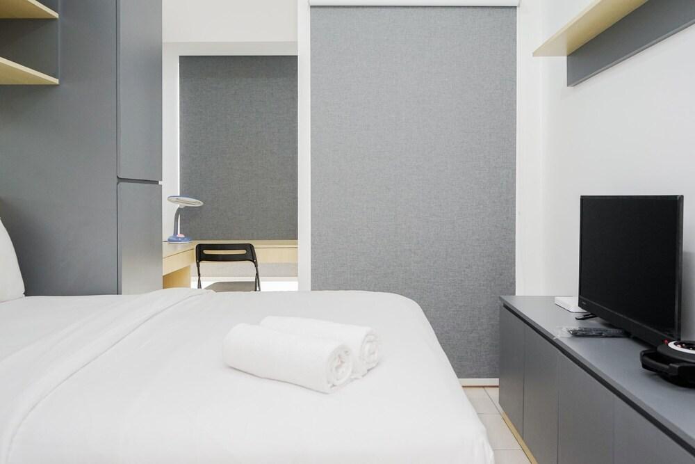 Cozy Studio Apartment at M-Town Residence