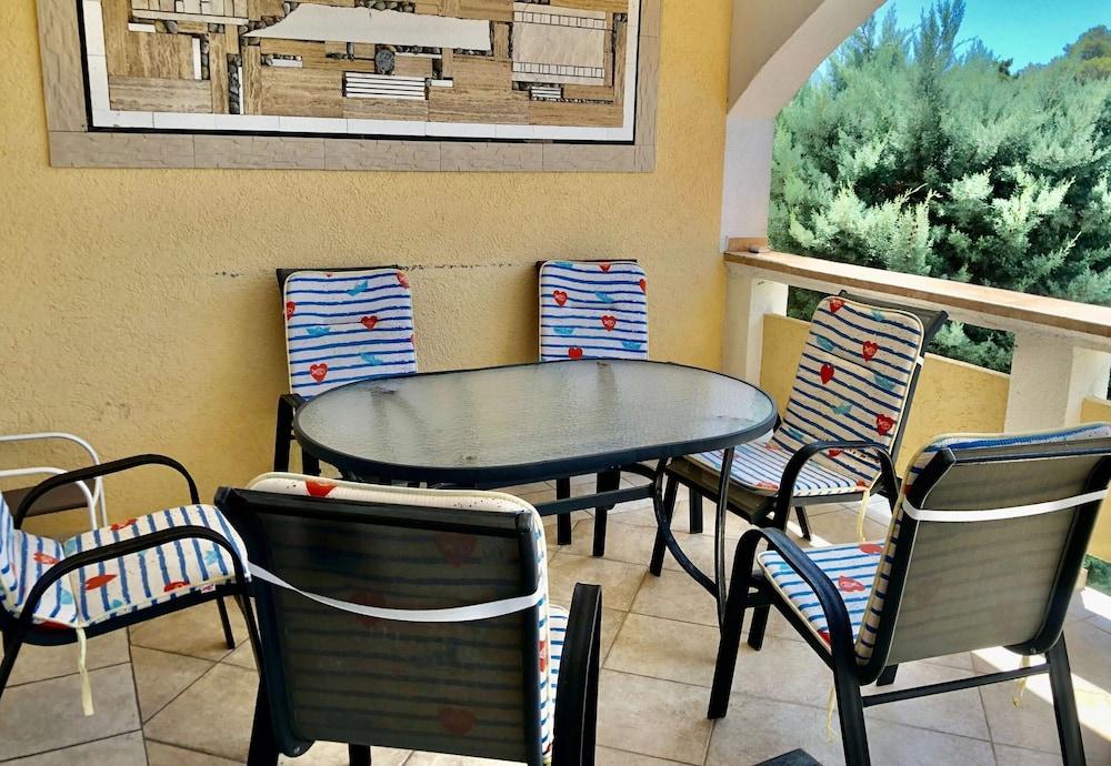 Pool Apartment Aqua 2