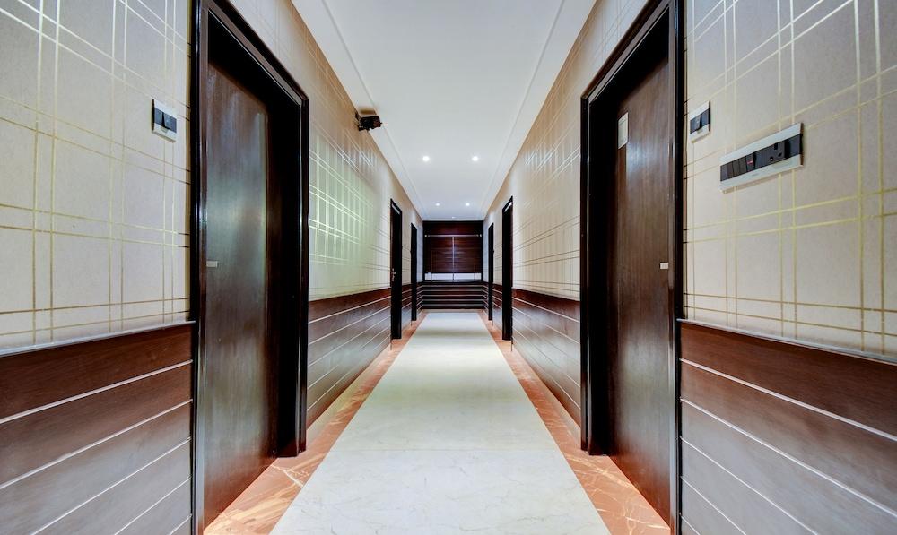 Treebo Primeland Suites, Mailasandra