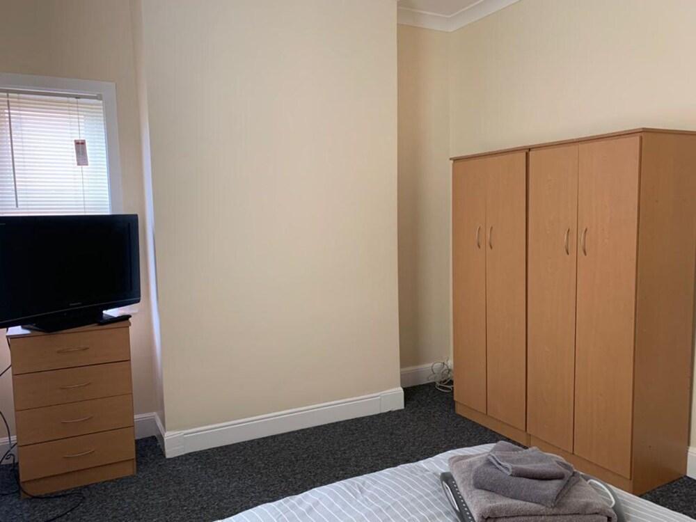 Marley Mansions Clarendon 65