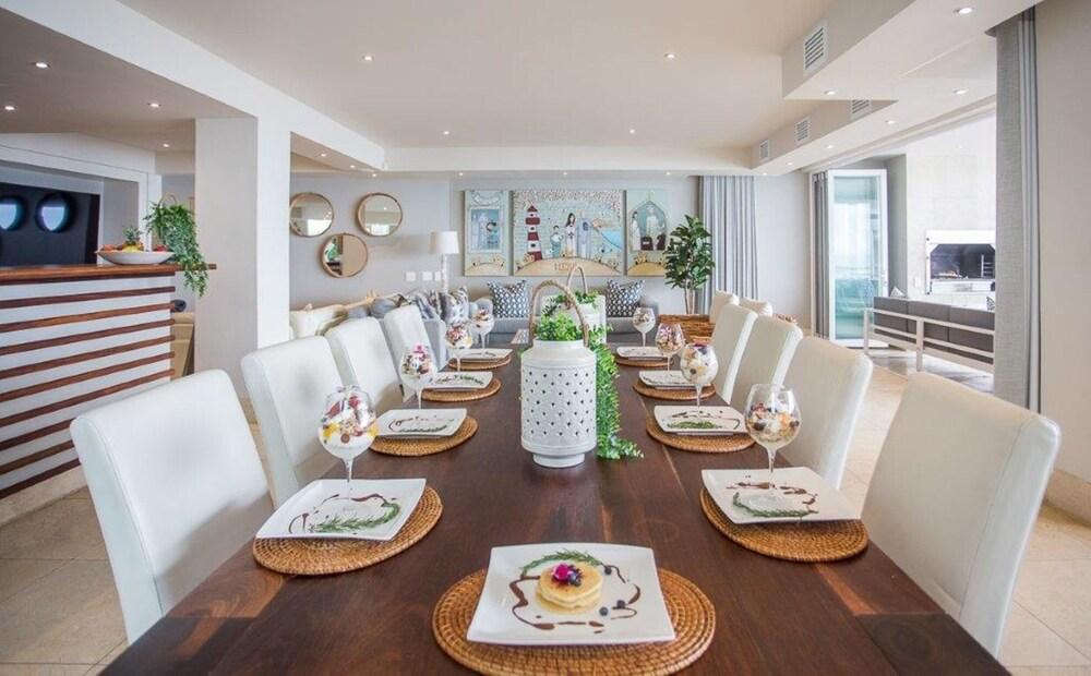 Charming Room in a Seafront Villa With its own Kitchen and Lounge