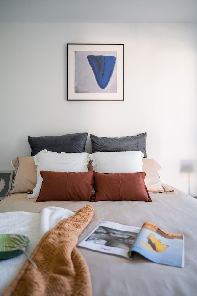 Sunrise Garden Suites